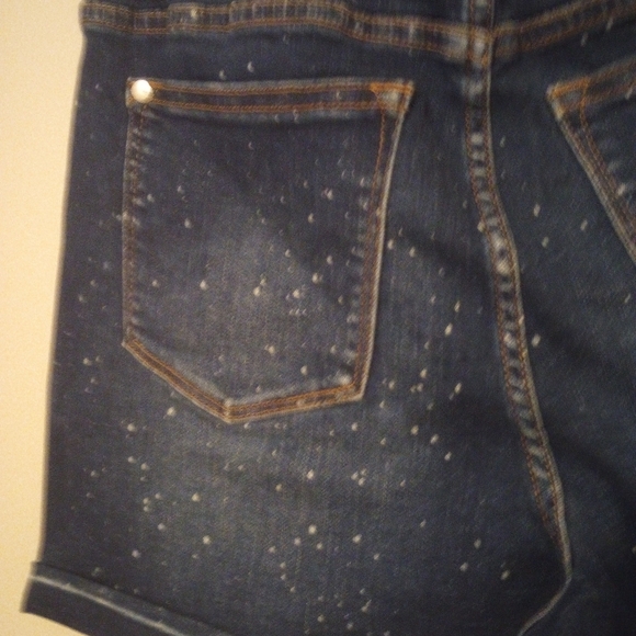 Judy Blue Women's High Waist Splash of Fun Splatter Denim Shorts NWT - Picture 7 of 12